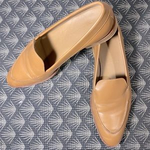 Everlane Italian Leather Camel Modern Loafer 
Size: 9